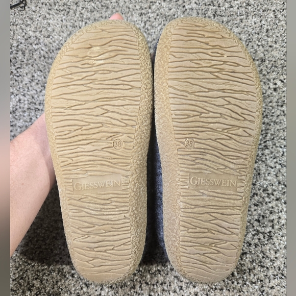 Giesswein Vent Virgin Wool Slippers in Gray Size 38 US 7 Womens MSRP $114 EUC - Picture 14 of 16